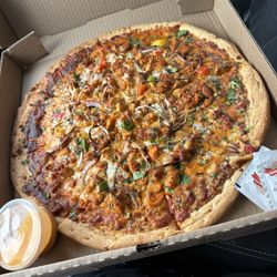 Soma Bistro & Cafe - Butter Chicken Pizza