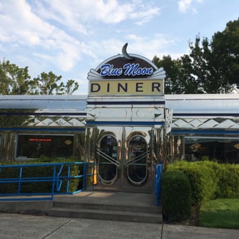 Blue Moon Diner - Great building - American Near Me - Beaverton, Oregon Blue Moon Diner - Great building - American Near Me - Beaverton, Oregon