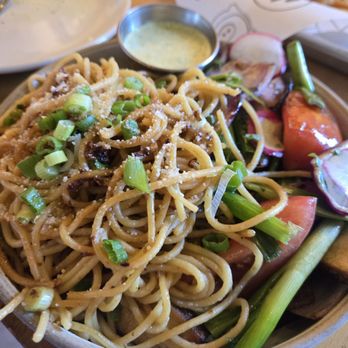 Flama Llama - Garlic noodles with tofu - Latin American Near Me - San Diego, California Flama Llama - Garlic noodles with tofu - Latin American Near Me - San Diego, California