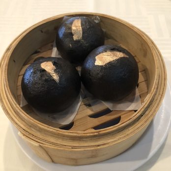 Sea Harbour - these were really good mini buns, savory - Seafood Near Me - Rosemead, California