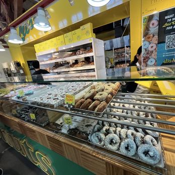 Lee's Donuts - All highly sugary - Donuts Near Me - Vancouver, British Columbia Lee's Donuts - All highly sugary - Donuts Near Me - Vancouver, British Columbia