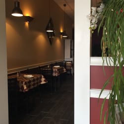 Brand new location, very nice decor, comfortable atmosphere