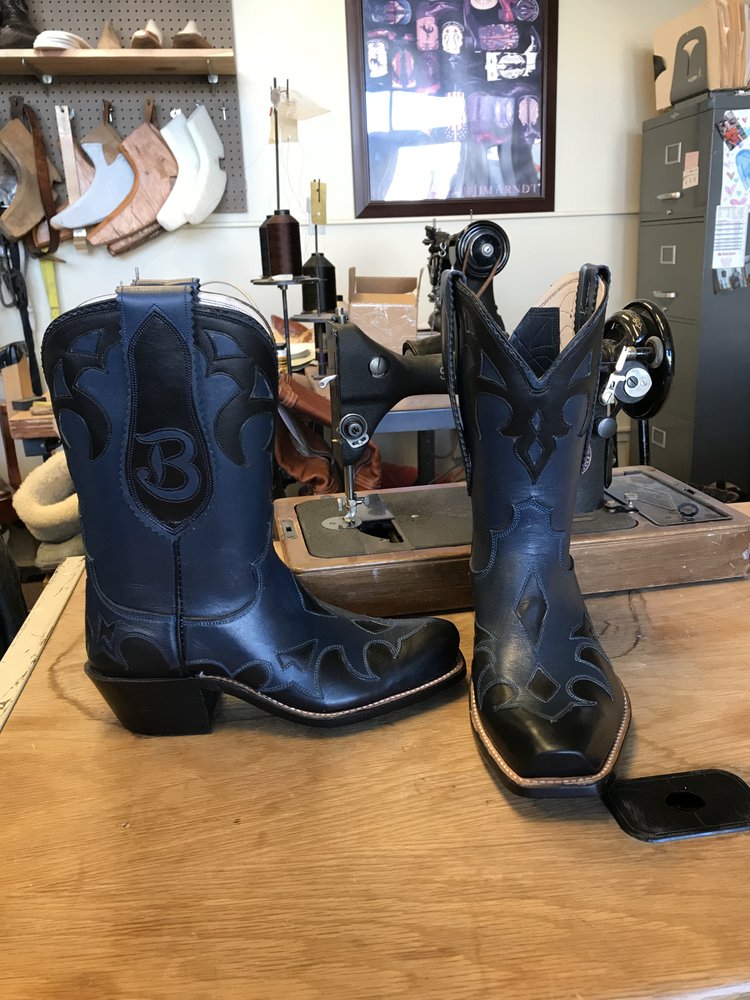 EISELE’S CUSTOM FOOTWEAR Updated September 2024 10 Photos 130 N