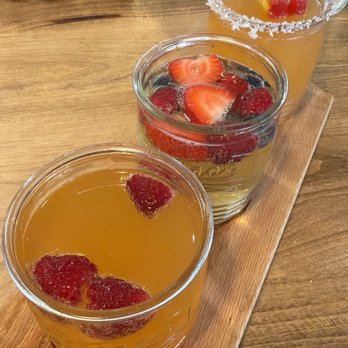 Toasted Rooster Cafe - Mimosa flight - Breakfast & Brunch Near Me - Sacramento, California Toasted Rooster Cafe - Mimosa flight - Breakfast & Brunch Near Me - Sacramento, California