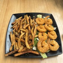 Fried shrimp platter ($15) as of 7/2024 Fried shrimp platter ($15) as of 7/2024