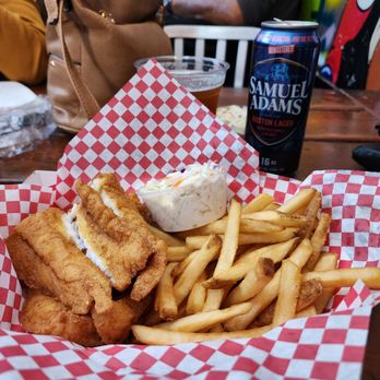 Yankee Lobster - Fish and chips - Seafood Markets Near Me - Boston, Massachusetts