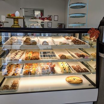 Cakes Couture - Yum - Bakeries Near Me - New Braunfels, Texas Cakes Couture - Yum - Bakeries Near Me - New Braunfels, Texas