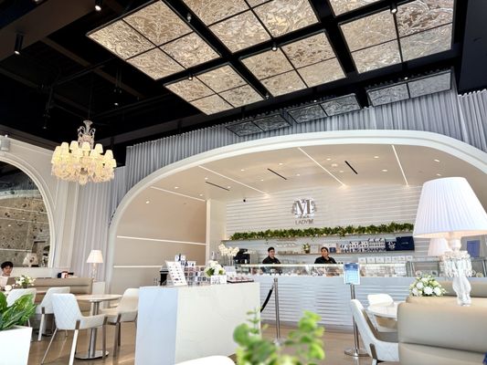 Lady M Cake Boutique - Houston Galleria by null