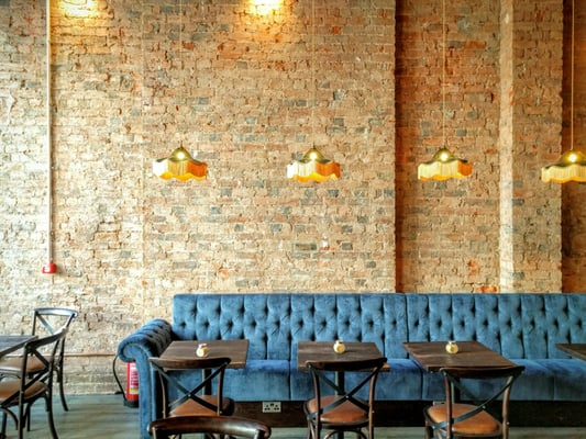 200 Degrees Coffee Shop & Barista School by null