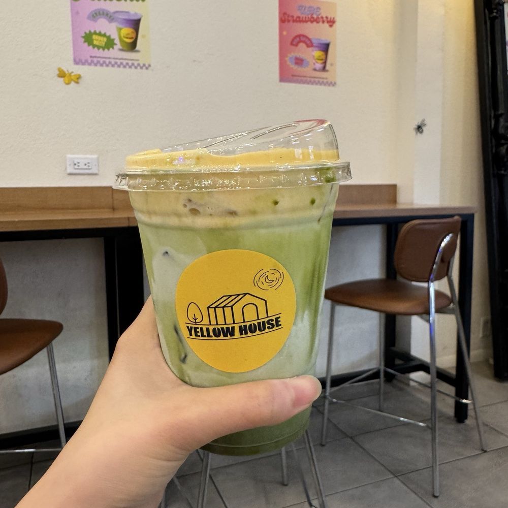 Yellow House Cafe - Creme Brulee Matcha - Cafes Near Me - Northridge, California Yellow House Cafe - Creme Brulee Matcha - Cafes Near Me - Northridge, California