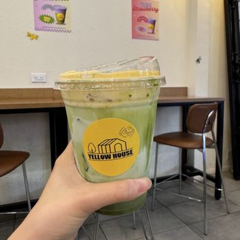 Yellow House - Creme Brulee Matcha - Cafes Near Me - Northridge, California Yellow House - Creme Brulee Matcha - Cafes Near Me - Northridge, California