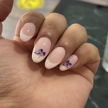Modern Spa - The nail has lifted the day after getting them done - Nail Salons Near Me - New York, New York Modern Spa - The nail has lifted the day after getting them done - Nail Salons Near Me - New York, New York