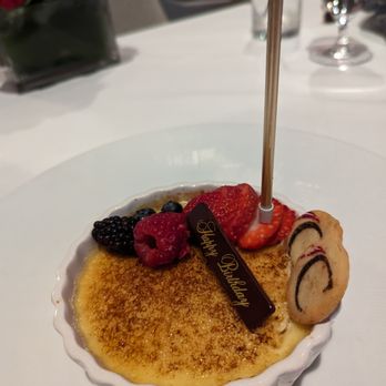 1832 Steakhouse - Crème Brulee - Happy Birthday! - Steakhouses Near Me - Durant, Oklahoma