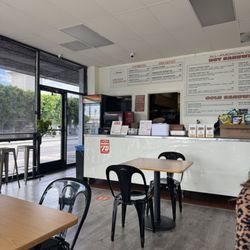 Monty’s Norwalk - Plus size friendly chairs