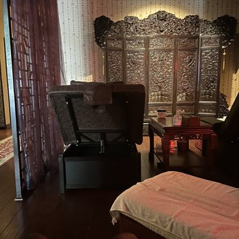 Rebalance Spa - I love the Asian decor here - Massage Near Me - Atlanta, Georgia