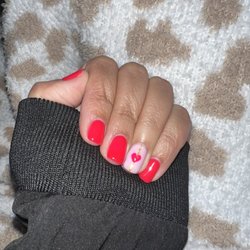 E NailSpa - This is the gel manicure Sunny did for me after I showed her an inspo photo.