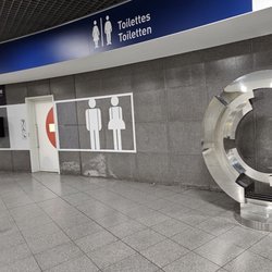 Thalys - €1 toilets in the terminal