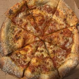 10" cheese, no provolone, lite mozzarella.