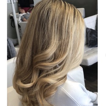 Daxs&Beau - Blowout by Dakota - Hair Salons Near Me - Bee Cave, Texas