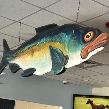 The Breachway Grill - Pizza Near Me - Charlestown, Rhode Island