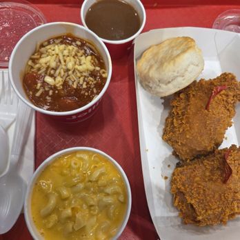 Jollibee - 2pc Chickenjoy w/ Biscuit + 2 Sides (Jolly Spaghetti and Baked Cheddar Mac N Cheese) - Fast Food Near Me - Tacoma, Washington