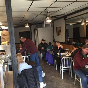 Rondo's Sub Shop - Interior 2 - Sandwiches Near Me - Boston, Massachusetts