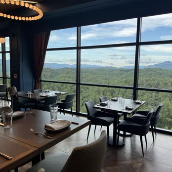 Ramsay's Kitchen by Gordon Ramsay - The spectacular view !! - Salad Near Me - Murphy, North Carolina Ramsay's Kitchen by Gordon Ramsay - The spectacular view !! - Salad Near Me - Murphy, North Carolina
