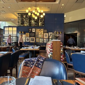 Max Downtown - Bars Near Me - Hartford, Connecticut