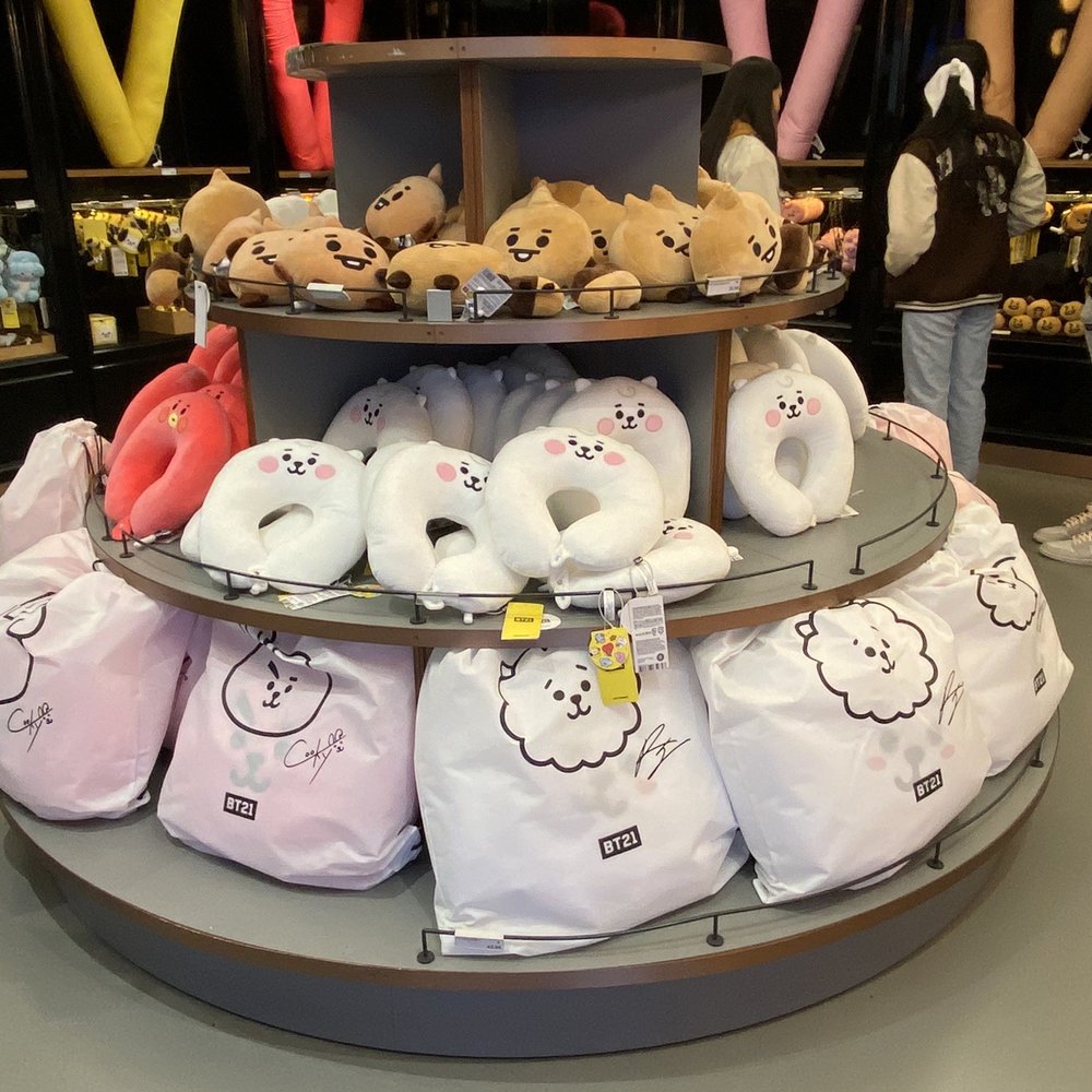 Line Friends - Toy Stores Near Me - New York, New York Line Friends - Toy Stores Near Me - New York, New York