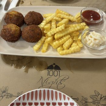 1001 Nights Iranian Restaurant - Falafel - Persian/Iranian Near Me - Lisbon, 11 1001 Nights Iranian Restaurant - Falafel - Persian/Iranian Near Me - Lisbon, 11