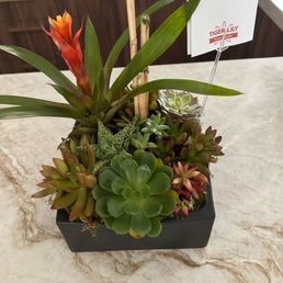 TIGER LILY FLOWERS & GIFTS - SUMMERLIN - Updated June 2026 - 191 Photos &  148 Reviews - 2115 Festival Plaza Ave, Las Vegas, Nevada - Florists - Phone  Number - Yelp