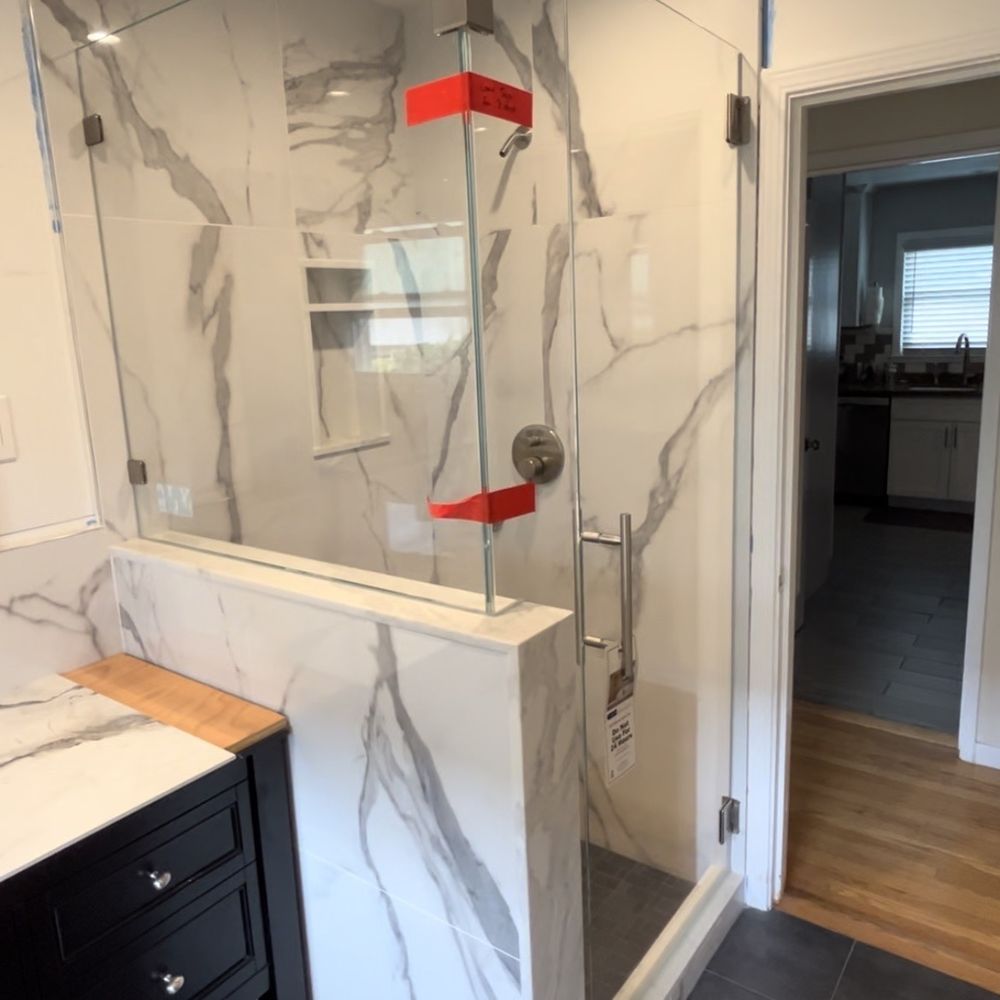Glass installed, silicone drying! Sweet! Glass installed, silicone drying! Sweet!