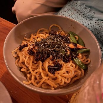 Belles Beach House - Garlic butter Noodles - Tiki Bars Near Me - Venice, California Belles Beach House - Garlic butter Noodles - Tiki Bars Near Me - Venice, California