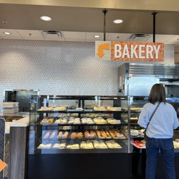 Zippy's - S. Eastern - Bakery - Diners Near Me - Las Vegas, Nevada