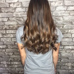 Vamp Hair Studio