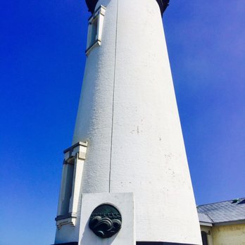 Yaquina Head Lighthouse - Landmarks & Historical Buildings Near Me - Newport, Oregon Yaquina Head Lighthouse - Landmarks & Historical Buildings Near Me - Newport, Oregon