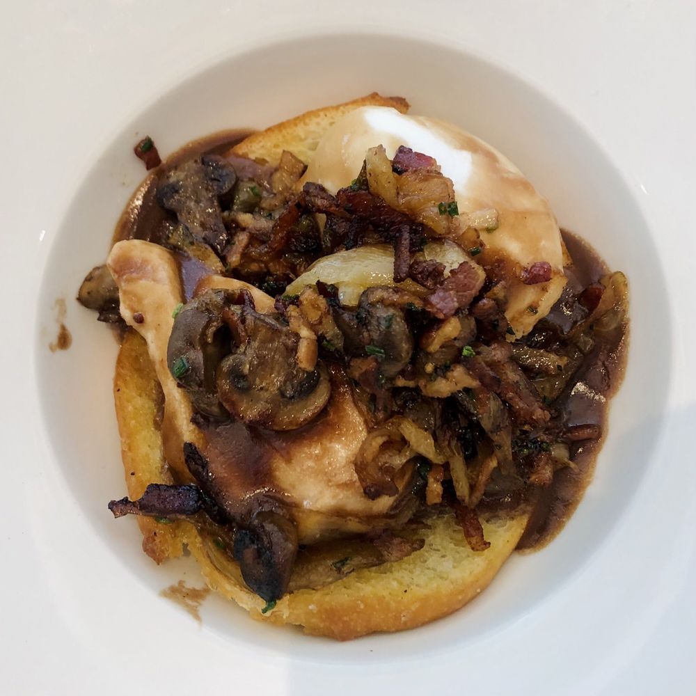 Commodore Restaurant & Café