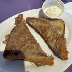 Graziano's 501 Cafe - Regular French toast