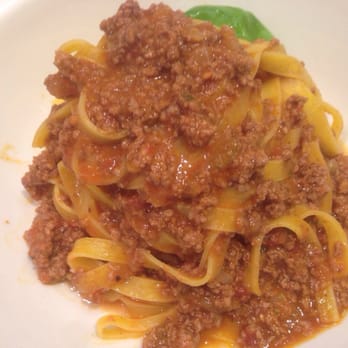 Da Mé Primi é Vini - Spaghetti Bolognese - Italian Near Me - Cologne, NW Da Mé Primi é Vini - Spaghetti Bolognese - Italian Near Me - Cologne, NW