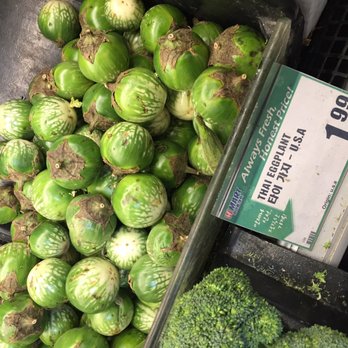 H Mart - Round egg plant.---fresh here. Perfect for Thai green curry. - International Grocery Near Me - Bellevue, Washington H Mart - Round egg plant.---fresh here. Perfect for Thai green curry. - International Grocery Near Me - Bellevue, Washington