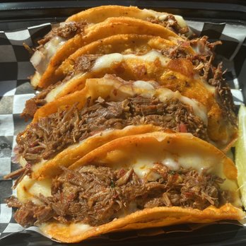 La Eskinna - Birria tacos - Food Trucks Near Me - Orlando, Florida