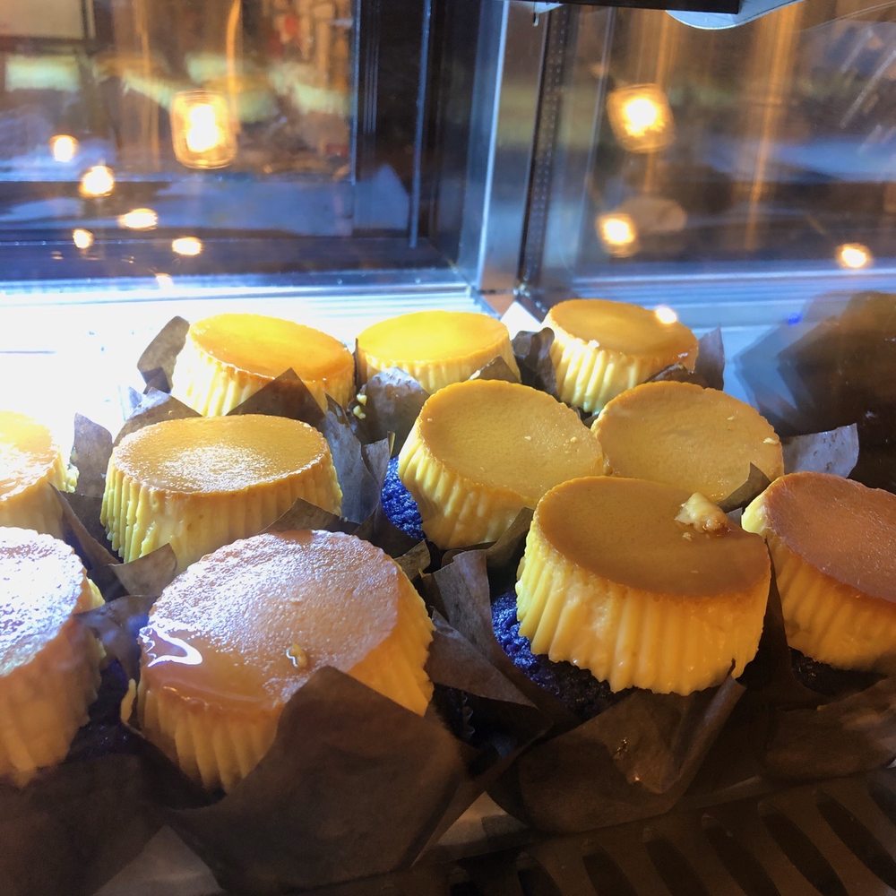 Cafe 86 - Ube cupcake - Desserts Near Me - Chula Vista, California Cafe 86 - Ube cupcake - Desserts Near Me - Chula Vista, California