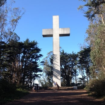 Mount Davidson Park - Top of Mount Davidson Park. Mount Davidson Cross - Parks Near Me - San Francisco, California