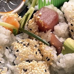 wokman - Uramaki Lachs/Gurken und Thunfisch/Avocado
