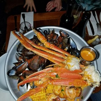 Peaches Grand - Seafood Near Me - Brooklyn, New York