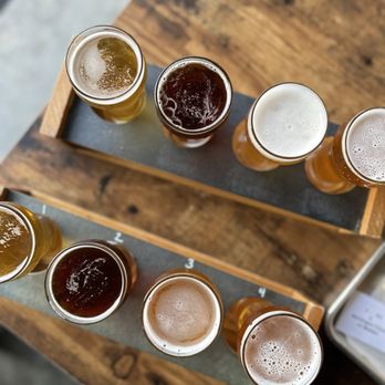 MashCraft on Delaware - Delicious flights and even better food ! - Breweries Near Me - Indianapolis, Indiana MashCraft on Delaware - Delicious flights and even better food ! - Breweries Near Me - Indianapolis, Indiana
