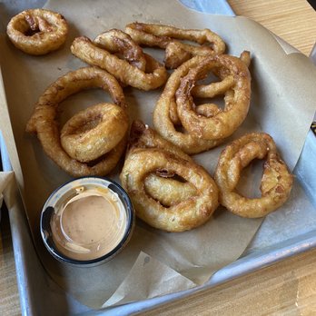 Buffalo Wild Wings - This what I got when ordering Large Beer-Battered Onion Rings - American Near Me - Charlottesville, Virginia Buffalo Wild Wings - This what I got when ordering Large Beer-Battered Onion Rings - American Near Me - Charlottesville, Virginia