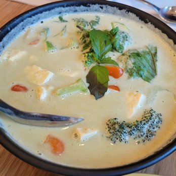 Kati Vegan Thai - Green Curry with tofu, $17 - 2 Stars - Thai Near Me - Kirkland, Washington