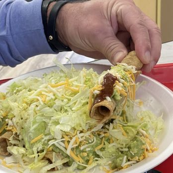 La Paloma Mexican Food - 5 Rolled Tacos w/ Guacamole. Yes, you want. - Mexican Near Me - Indio, California La Paloma Mexican Food - 5 Rolled Tacos w/ Guacamole. Yes, you want. - Mexican Near Me - Indio, California