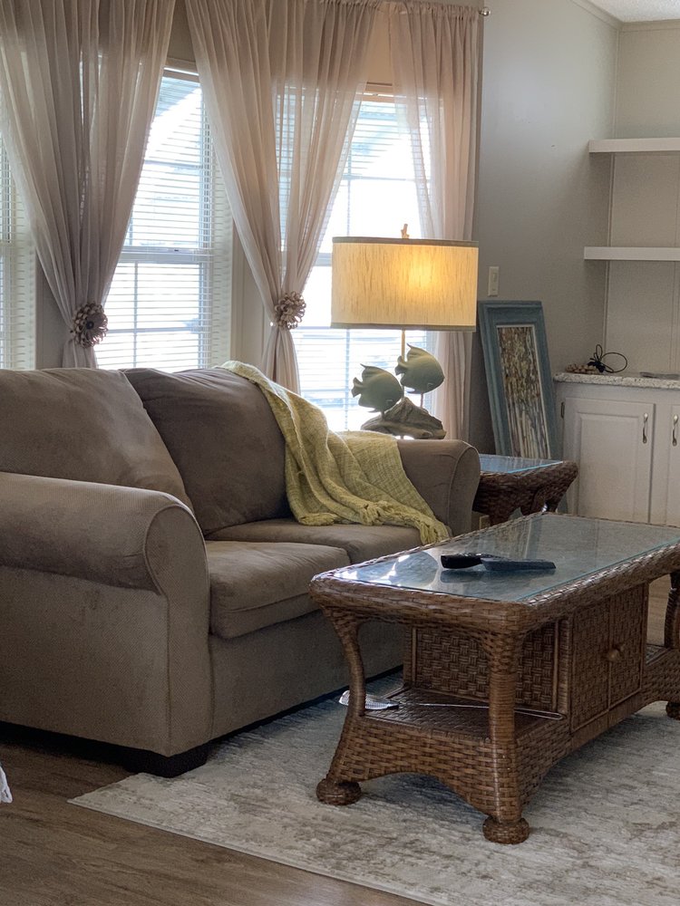 THE TREASURE CHEST Updated May 2024 35 Photos 1133 Bal Harbor